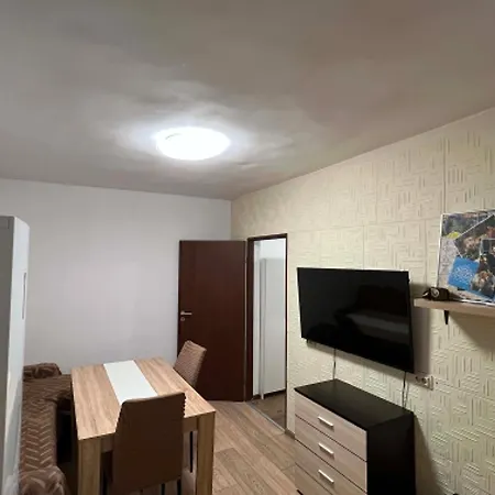 Lovely One Bedroom In Апартамент